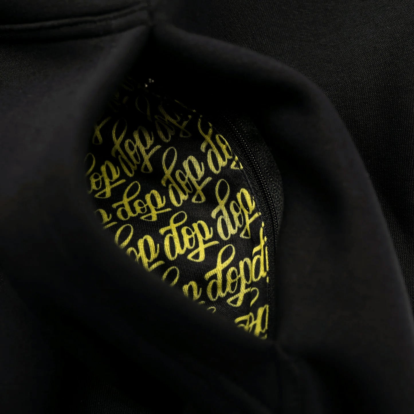 Crewneck Sweater – Premium Pullover mit Hidden Pockets